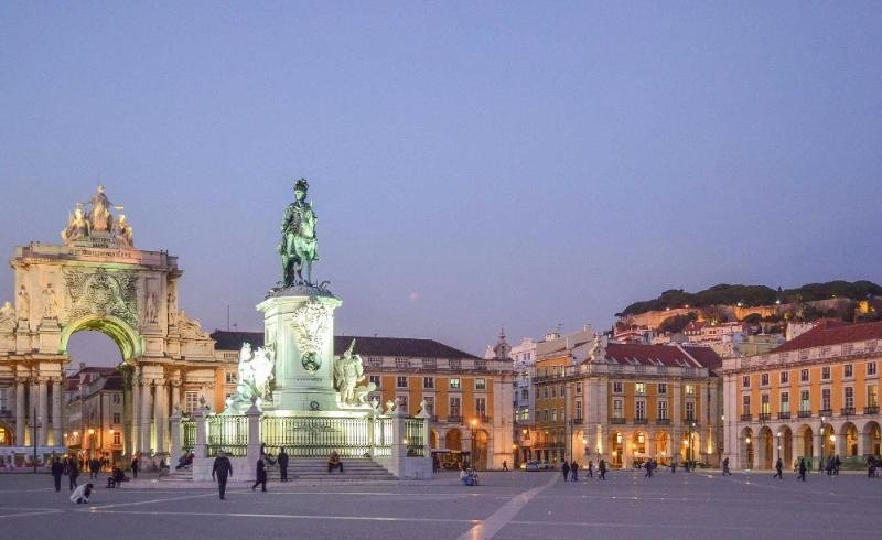 Terreiro do Paço, em Lisboa, ao entardecer